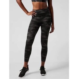 ATHLETA Ultimate Camo 7/8 Tight S Small Supersonic Heather Grey Workout